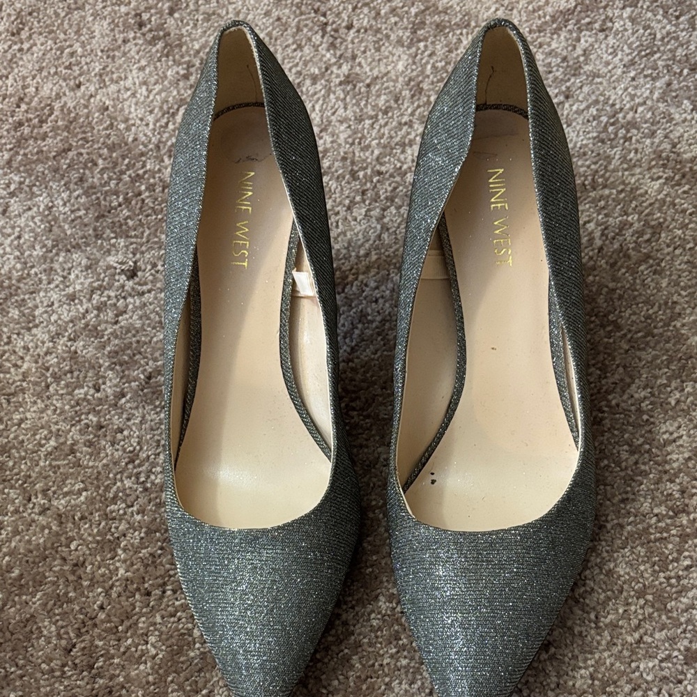 Nine West Women's Sparkling Gray Heels